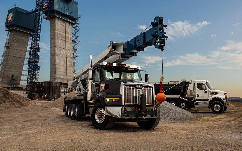 Western Star 47X Series Goes Short to Extend Its New Product Line