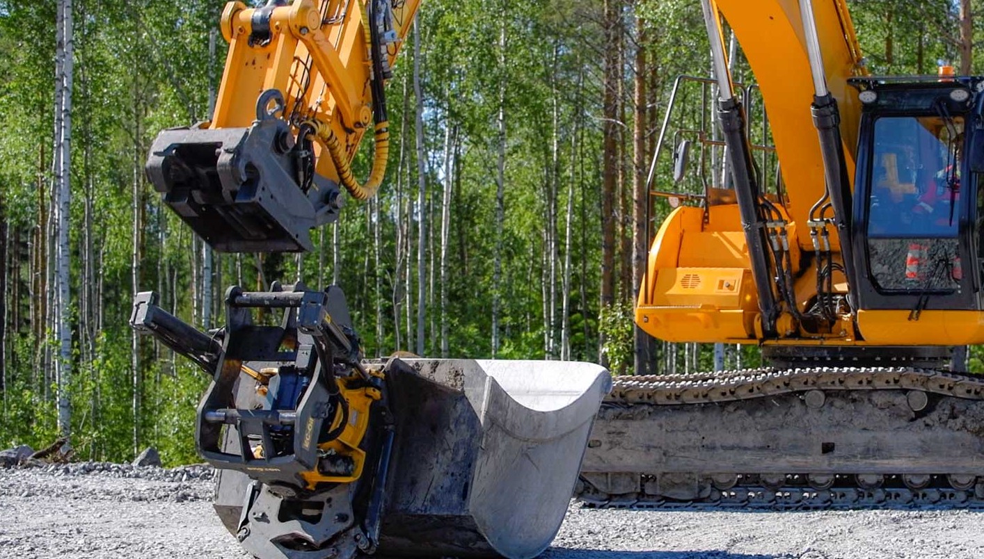 Engcon quick couplers